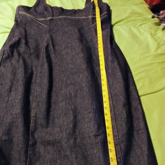 Akira Wiggle Dress - Picture 4 of 6